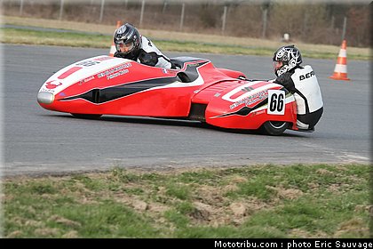 side_car_lurcy_levis_mars_2012_0153.jpg