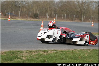 side_car_lurcy_levis_mars_2012_0157.jpg