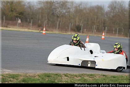 side_car_lurcy_levis_mars_2012_0158.jpg