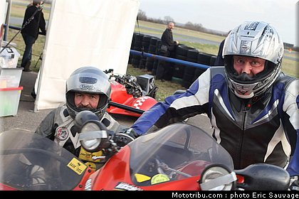 side_car_lurcy_levis_mars_2012_0178.jpg