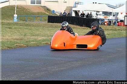 side_car_lurcy_levis_mars_2012_0184.jpg