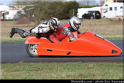 side_car_lurcy_levis_mars_2012_0198.jpg