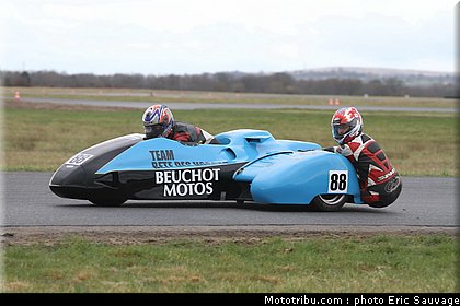 side_car_lurcy_levis_mars_2012_0229.jpg