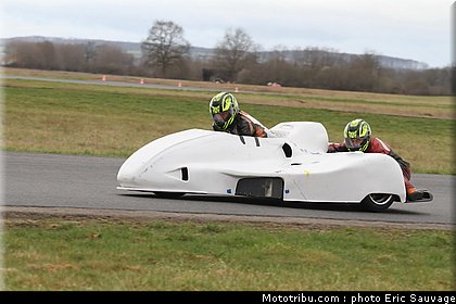 side_car_lurcy_levis_mars_2012_0235.jpg