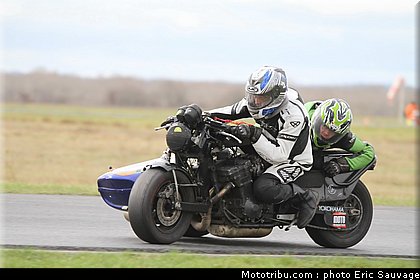 side_car_lurcy_levis_mars_2012_0293.jpg