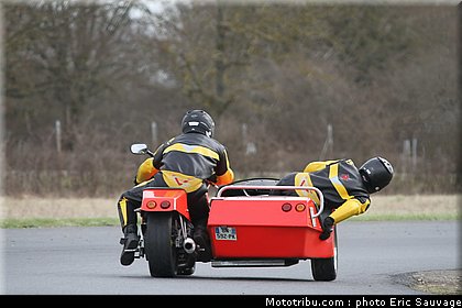 side_car_lurcy_levis_mars_2012_0296.jpg