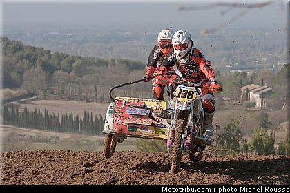 giraud_musset_001_side_car_cross_2012_mondial_pernes_les_fontaines.jpg