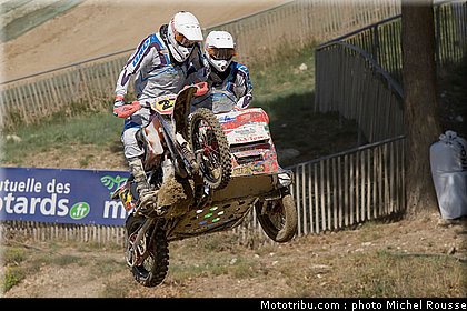 hyde_kirwin_002_side_car_cross_2012_mondial_pernes_les_fontaines.jpg