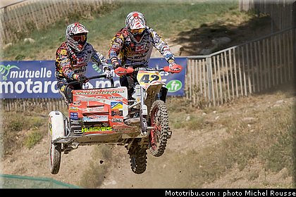 van_daele_van_den_bogaart_002_side_car_cross_2012_mondial_pernes_les_fontaines.jpg