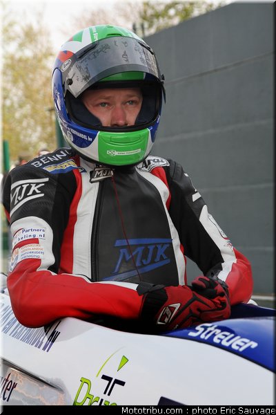 streuer_endeved_01_mondial_sidecar_2012_france_magny_cours