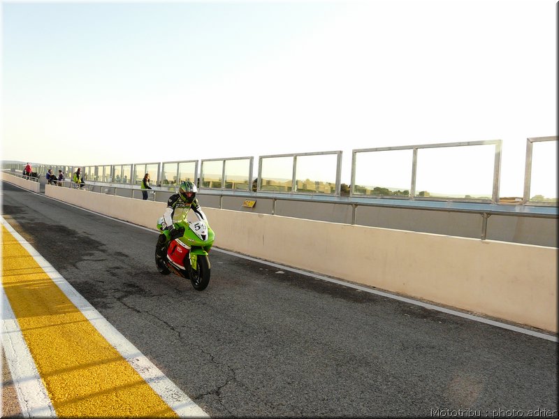 0064-supersport1-warmup_001