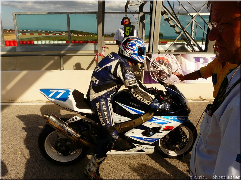 0261-superbike2-warmup-001