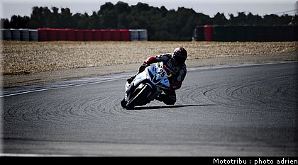 600pirelli_basso_1.JPG