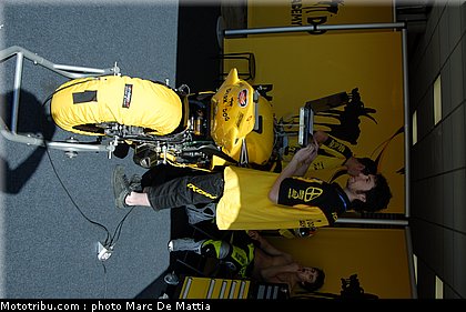 0056_superbike_france_ledenon_juin_2010_0027.JPG