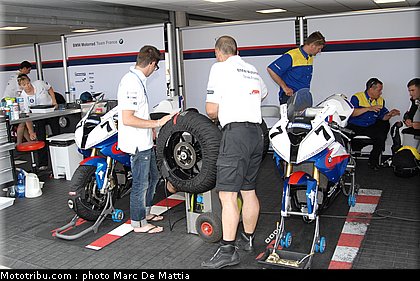 0119_superbike_france_ledenon_juin_2010_0131.JPG