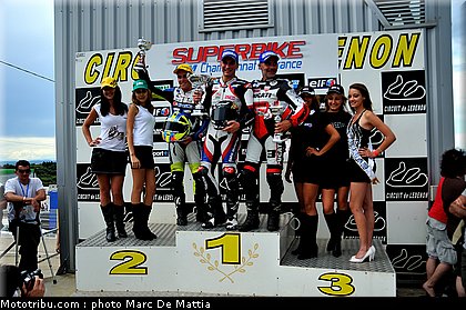 0141_superbike_france_ledenon_juin_2010_0166.jpg