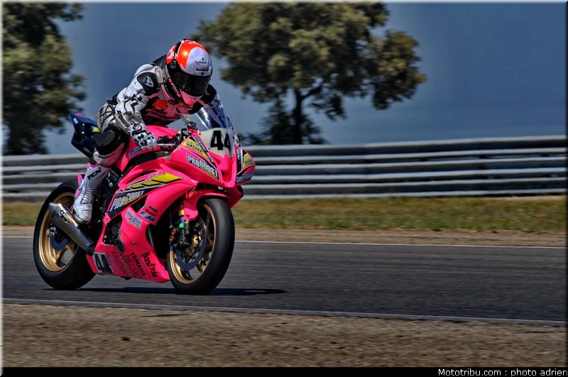 MOTO 