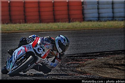 fsbk_125_castillon_4_ledenon_juin_2011.JPG