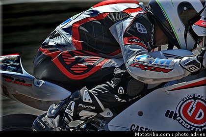 fsbk_125_castillon_7_ledenon_juin_2011.JPG