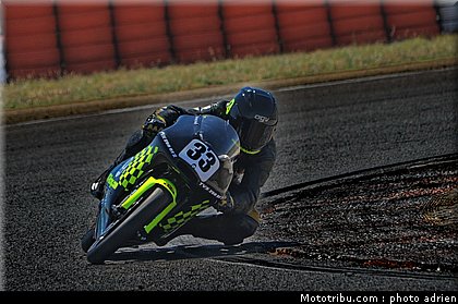 fsbk_125_deschamps_3_ledenon_juin_2011.JPG