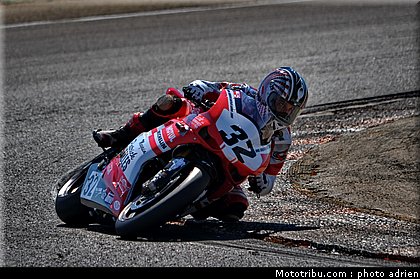 fsbk_sbk_metro_4_ledenon_juin_2011.JPG
