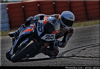fsbk_sbk_todisco_1_ledenon_juin_2011.JPG