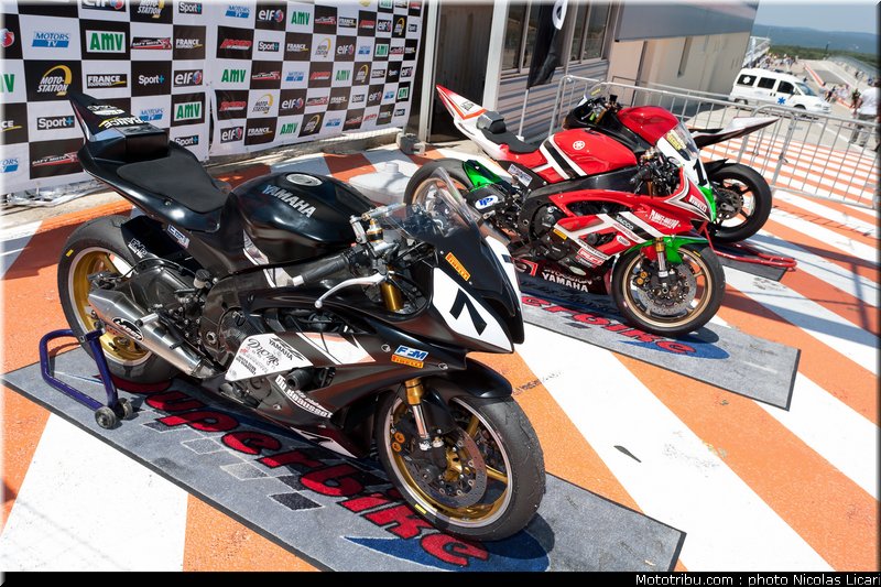 MOTO 
