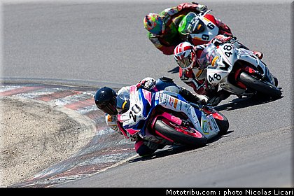 fsbk_pirelli_600_010_ledenon_juin_2011.JPG