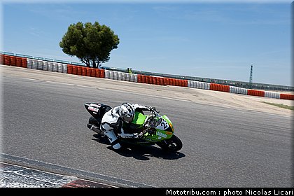 fsbk_pirelli_600_pasco_ledenon_juin_2011.JPG