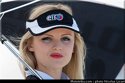 fsbk_sbk_pitbabes_16_ledenon_juin_2011.JPG