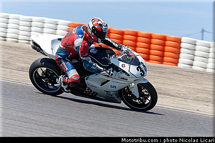 fsbk_twin_25_ledenon_juin_2011.JPG