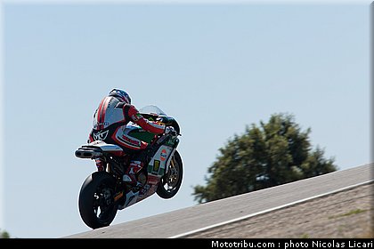 fsbk_twin_28_ledenon_juin_2011.JPG