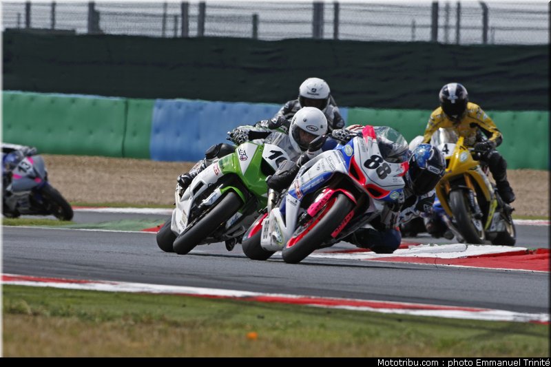 supersport_ camus_001_magny_cours_2011