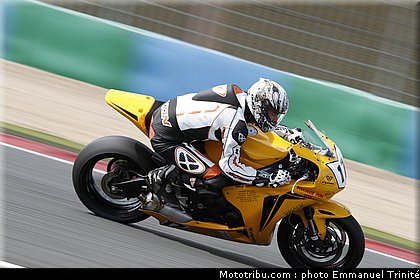 fsbk_ brunet_lugardon_001_magny_cours_2011.JPG