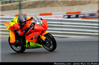 fsbk_pirelli_600_dumont_001_ledenon_2011.jpg