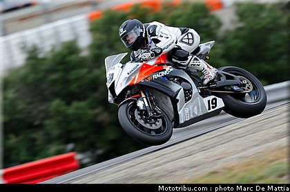 fsbk_sbk_loiseau_003_ledenon_2011.jpg