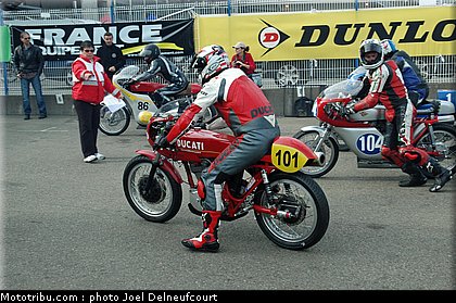 promosport_anciennes_15_le_mans_2011.jpg