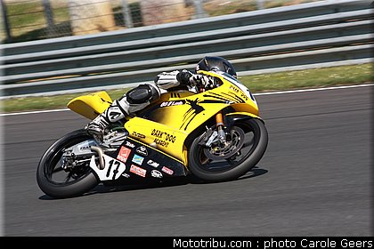 125_moto3_anne_003_fsbk_2012_le_vigeant.jpg