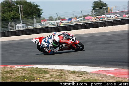 125_moto3_antiga_002_fsbk_2012_le_vigeant.jpg