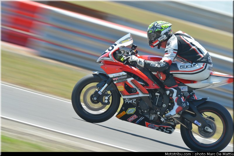 pirelli_600_ayer_001_fsbk_2012_ledenon_1