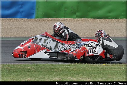 siro_siro_001_sidecar_fsbk_2012_magny_cours.jpg