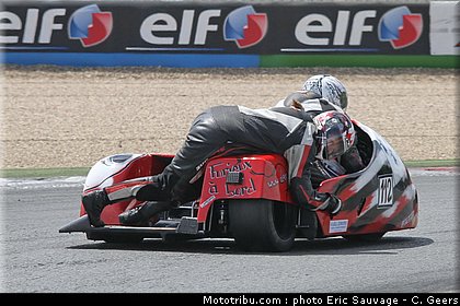 siro_siro_004_sidecar_fsbk_2012_magny_cours.jpg