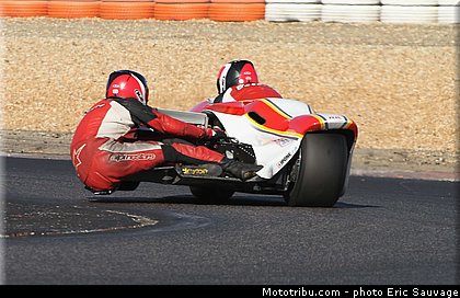 sidecar_barbier_debroise_02_fsbk_2012_ledenon.jpg