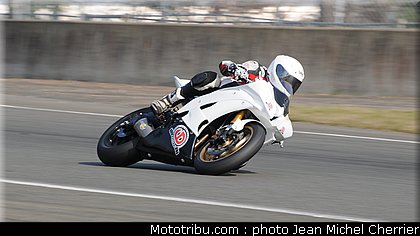 pirelli_junior_10_fsbk_2012_le_mans_roulage.jpg