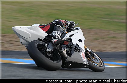 pirelli_junior_13_fsbk_2012_le_mans_roulage.jpg