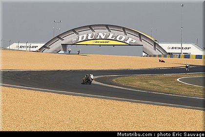 125_10_fsbk_2012_le_mans_roulage.jpg