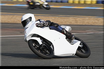 125_14_fsbk_2012_le_mans_roulage.jpg