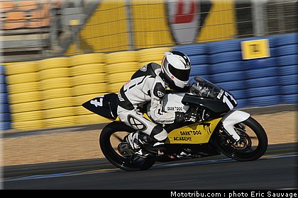 125_21_fsbk_2012_le_mans_roulage.jpg