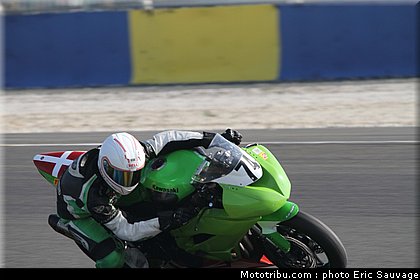 pirelli_04_fsbk_2012_le_mans_roulage.jpg