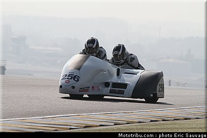 sidecar_11_fsbk_2012_le_mans_roulage.jpg